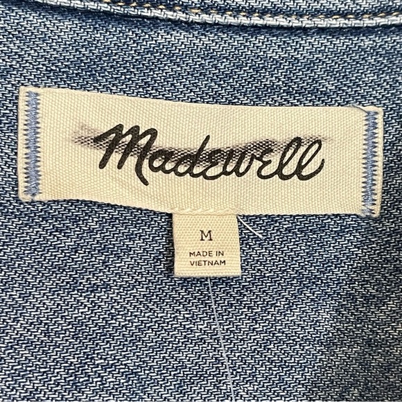 Madewell NWT Boxy Crop Button Up Shirt Airy Denim Edition Medium in Hallstead - Picture 11 of 12